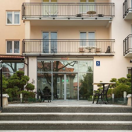 Olymp 114 I 120 Z Basenem, Sauna I Jacuzzi W Cenie Kolobrzeg Bagian luar foto